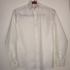 The Tailored Sportsman white button down shirt